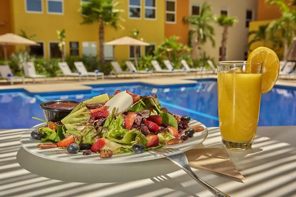Hotel City Express Plus By Marriott Cabo San Lucas
