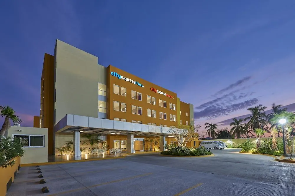 City Express Plus By Marriott Cabo San Lucas México