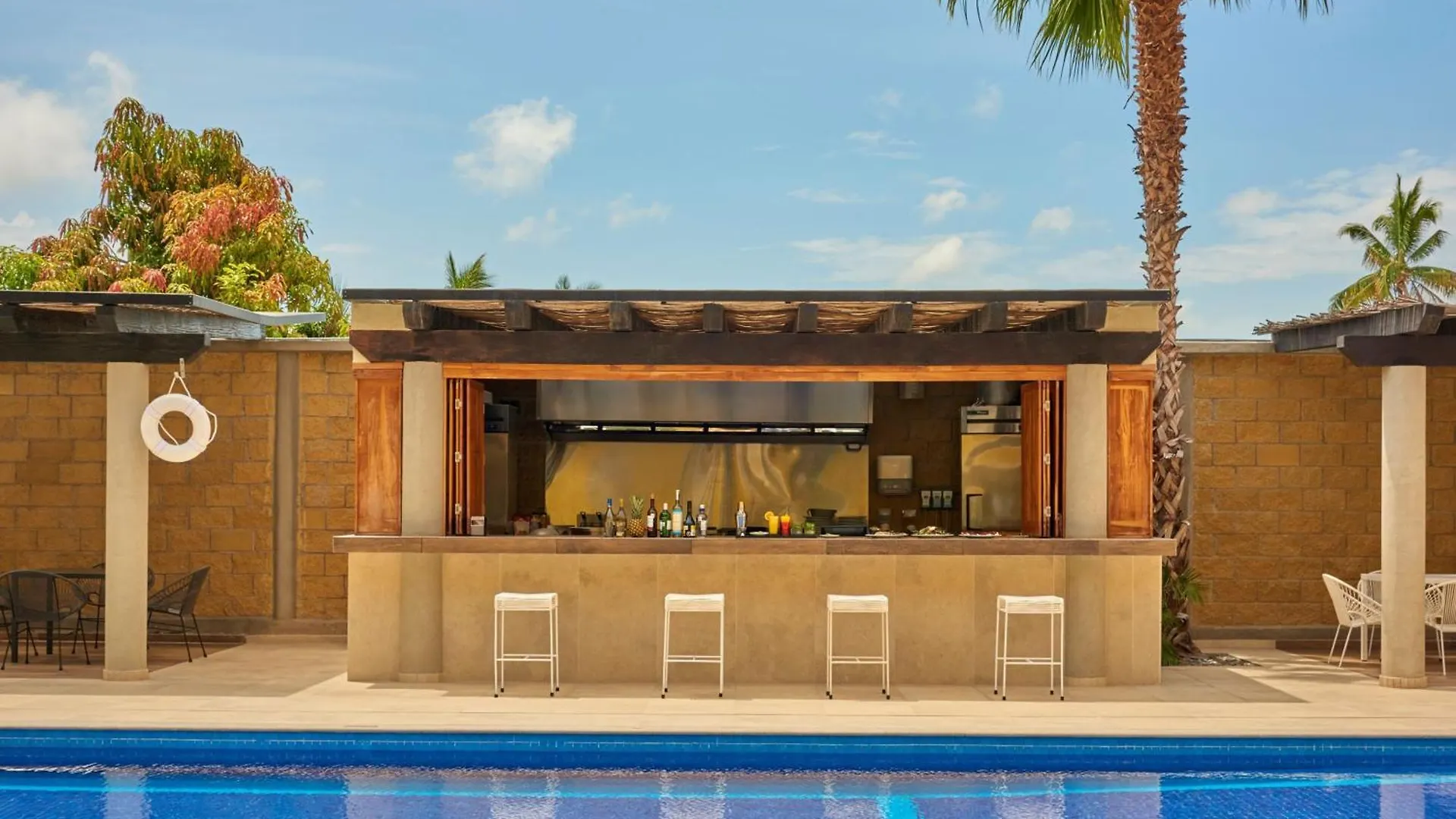 City Express Plus By Marriott Cabo San Lucas Hotel