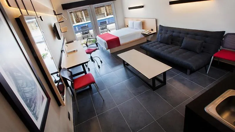 Hotel City Express Plus By Marriott Cabo San Lucas